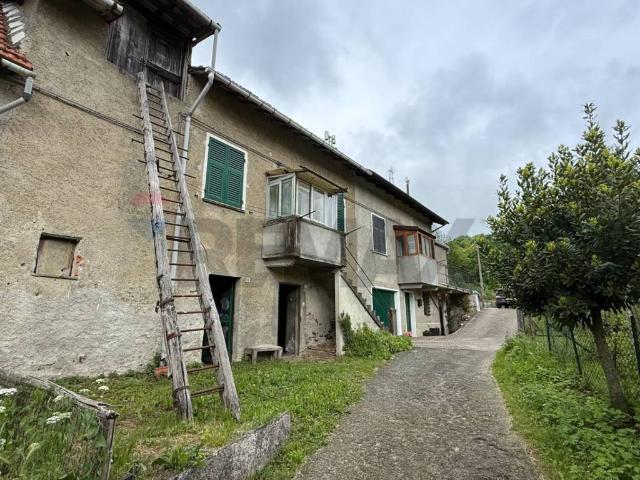 Villa Indipendente in vendita a Masone, Liguria