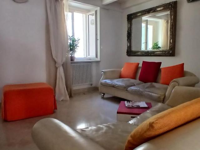 Villa Indipendente in vendita a San Carlo, Marina Di Massa