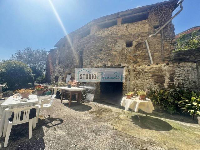 Villa Indipendente in vendita a San Carlo, Marina Di Massa