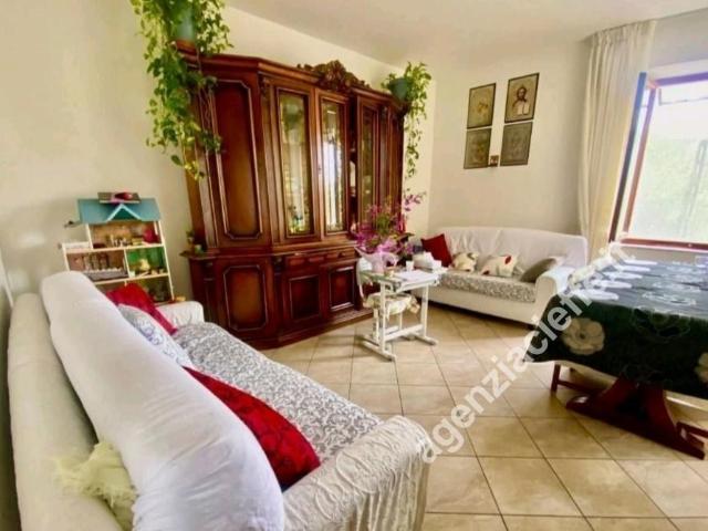 Villa Indipendente in vendita a Turano, Marina Di Massa