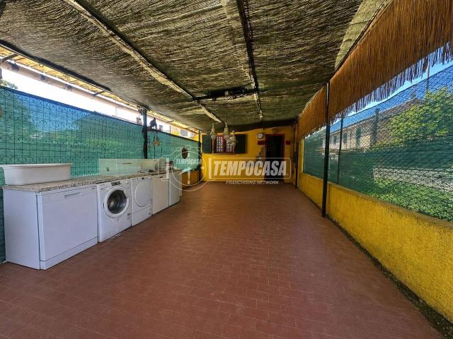 Villa Indipendente in vendita a Cervara, Marina Di Massa