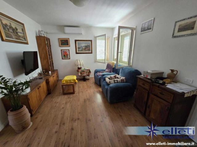 Villa Indipendente in vendita a Castagnara, Marina Di Massa