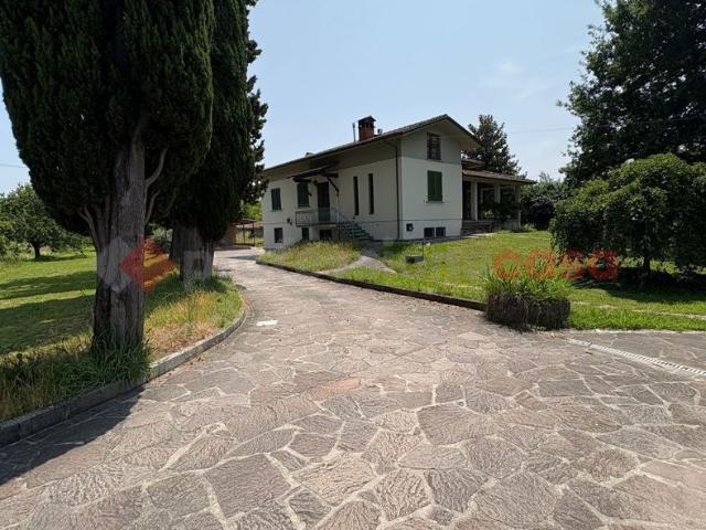 Villa Indipendente in vendita a Margine Coperta, Pistoia