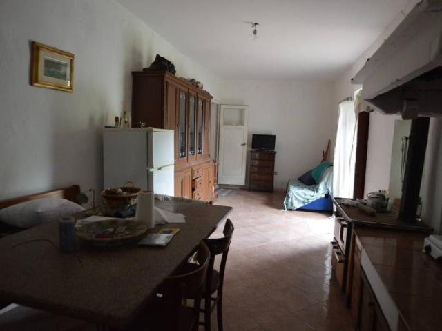 Villa Indipendente in vendita a Massa E Cozzile, Pistoia