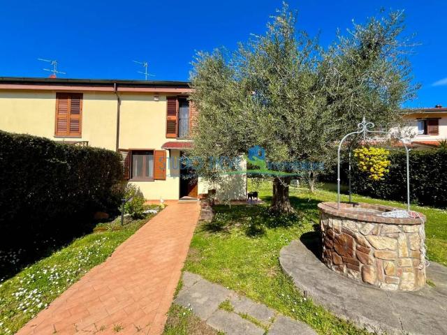 Villa Indipendente in vendita a Massa e Cozzile, Toscana