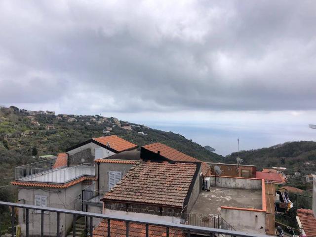 Villa Indipendente in vendita a Massa Lubrense, Campania