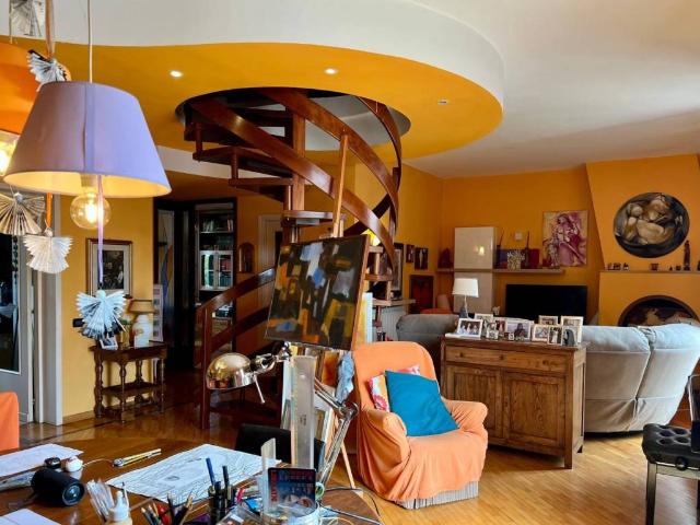 Villa Indipendente in vendita a Colpetrazzo, Umbria