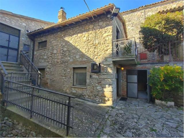 Villa Indipendente in vendita a Colpetrazzo, Umbria