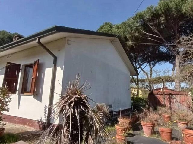 Villa Indipendente in vendita a Casone, Marina Di Massa