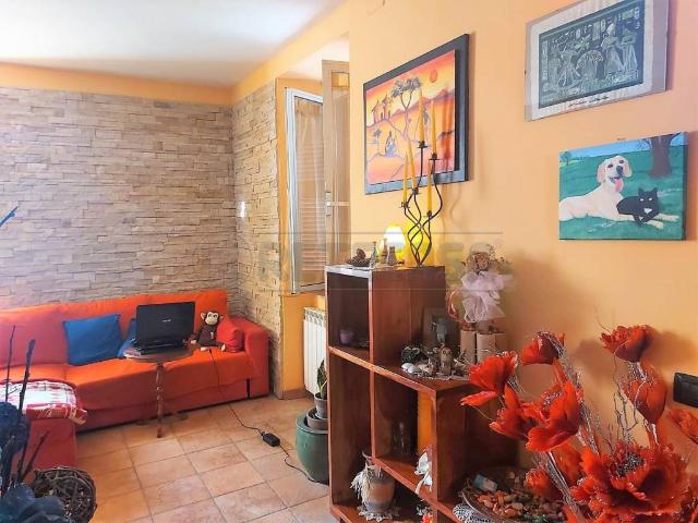 Villa Indipendente in vendita a Castagnola, Marina Di Massa