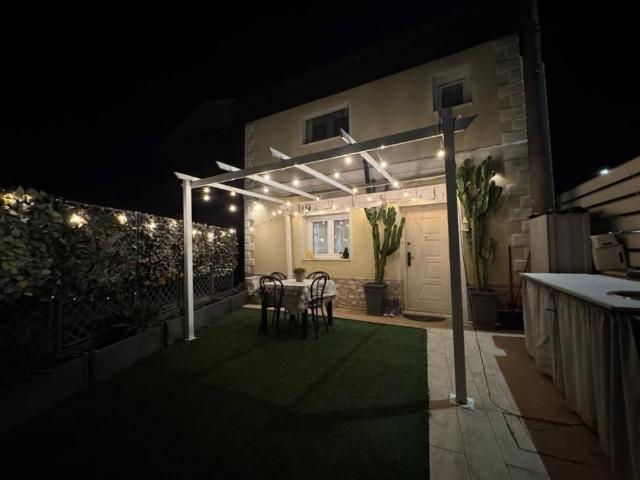 Villa Indipendente in vendita a Poggiolo, Marina Di Massa