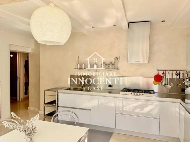 Villa Indipendente in vendita a San Carlo, Marina Di Massa