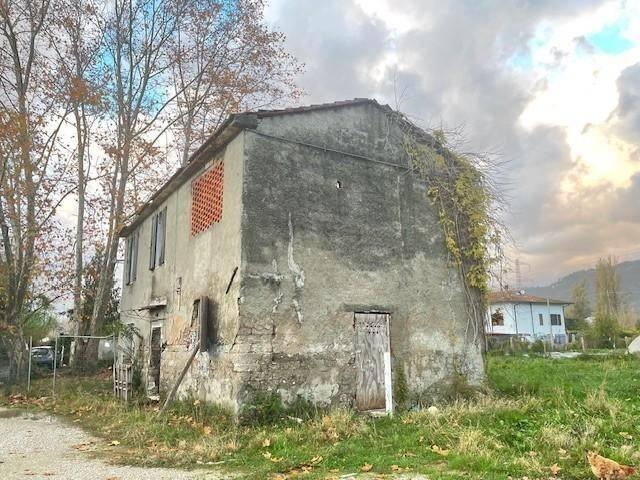 Villa Indipendente in vendita a San Cristoforo, Marina Di Massa
