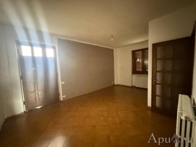 Villa Indipendente in vendita a Turano, Marina Di Massa