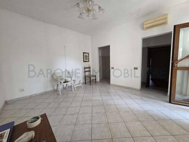 Villa Indipendente in vendita a San Carlo, Marina Di Massa