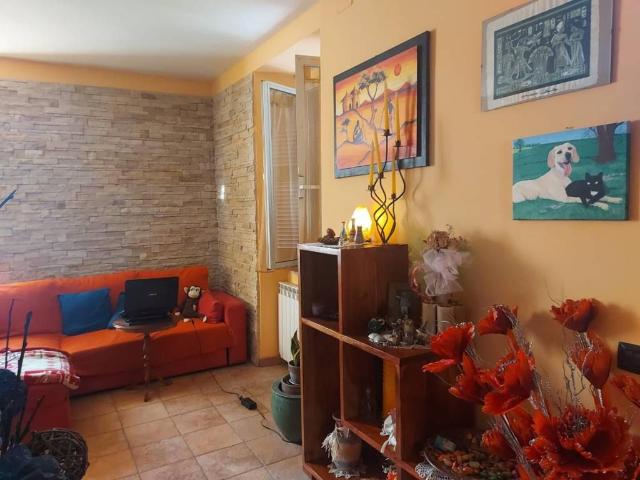Villa Indipendente in vendita a Castagnola, Marina Di Massa