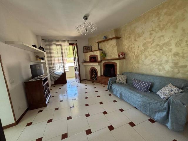 Villa Indipendente in vendita a Turano, Marina Di Massa