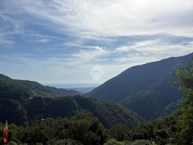 Villa Indipendente in vendita a Marina Di Massa, Toscana