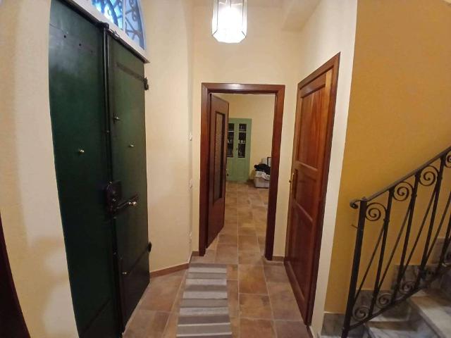 Villa Indipendente in vendita a San Carlo, Marina Di Massa