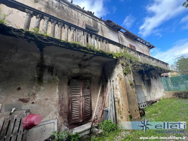 Villa Indipendente in vendita a Quercioli, Marina Di Massa