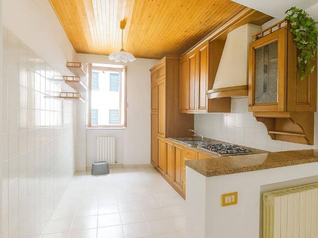 Villa Indipendente in vendita a San Carlo, Marina Di Massa