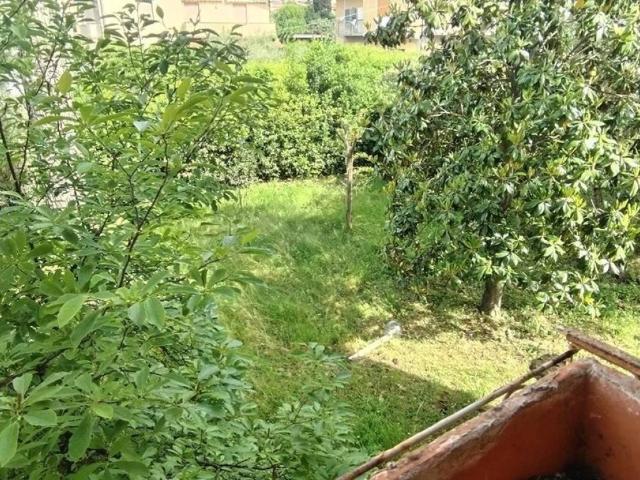 Villa Indipendente in vendita a Marina Di Massa, Toscana