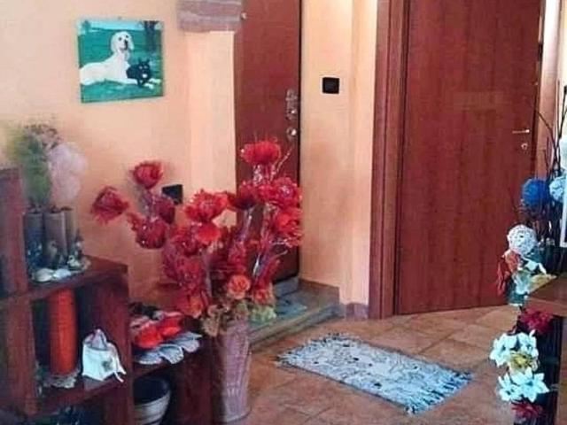 Villa Indipendente in vendita a Castagnola, Marina Di Massa
