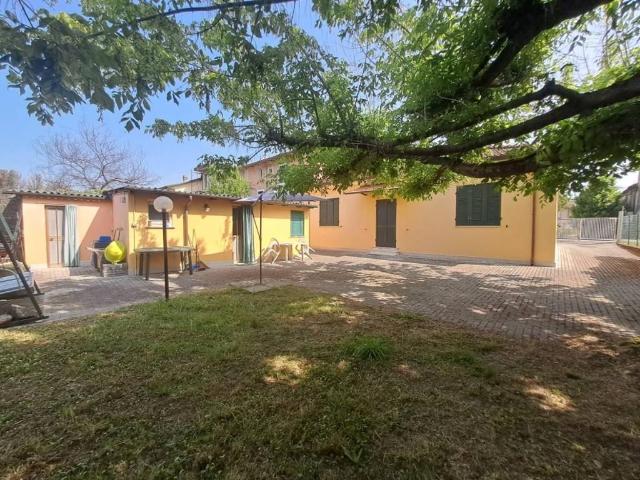 Villa Indipendente in vendita a Casone, Marina Di Massa