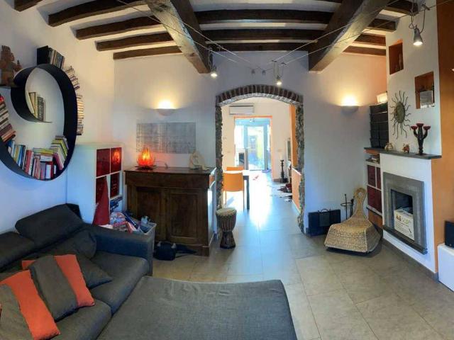 Villa Indipendente in vendita a Rinchiostra, Marina Di Massa