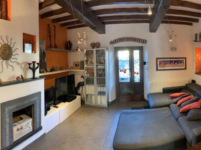 Villa Indipendente in vendita a Rinchiostra, Marina Di Massa