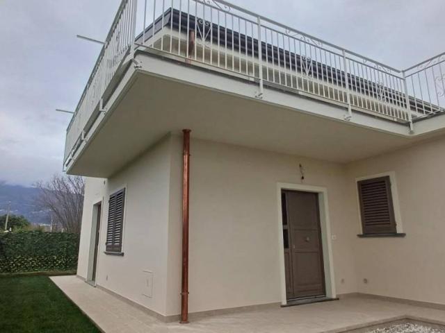 Villa Indipendente in vendita a Poggiolo, Marina Di Massa