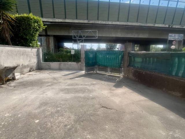 Villa Indipendente in vendita a Cinque Vie, Marina Di Massa