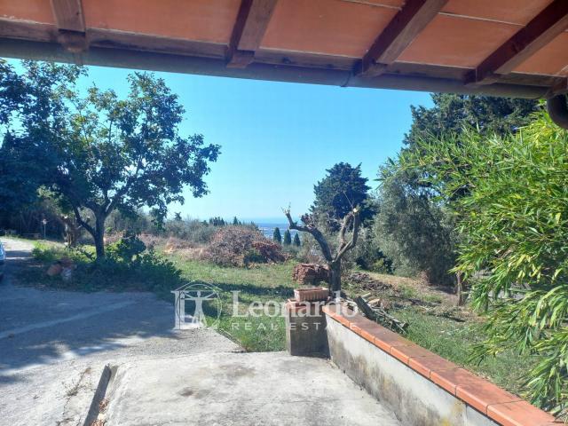 Villa Indipendente in vendita a Massarosa, Toscana
