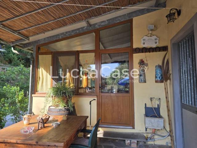 Villa Indipendente in vendita a Panicale, Massarosa