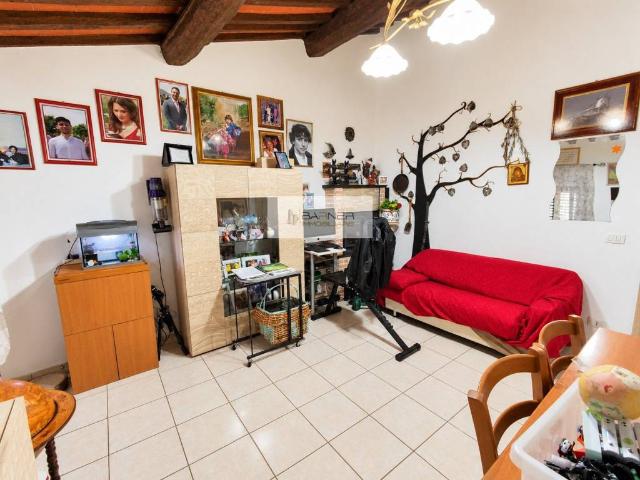 Villa Indipendente in vendita a Bozzano, Massarosa