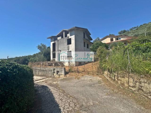 Villa Indipendente in vendita a Massarosa, Toscana