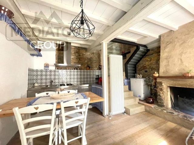 Villa Indipendente in vendita a Massarosa, Toscana