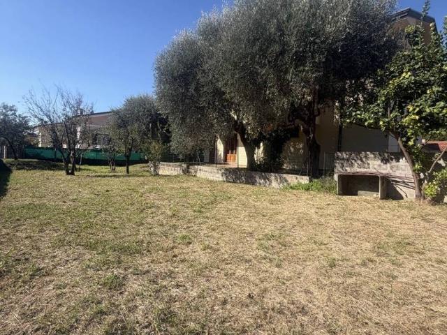 Villa Indipendente in vendita a Bozzano, Massarosa