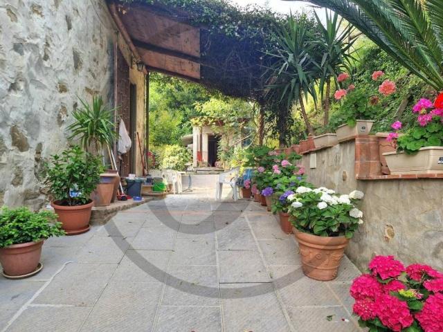Villa Indipendente in vendita a Massarosa, Toscana