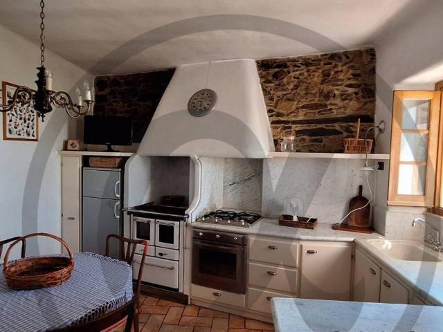 Villa Indipendente in vendita a Bargecchia, Massarosa