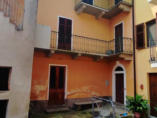 Villa Indipendente in vendita a Piemonte, Biella