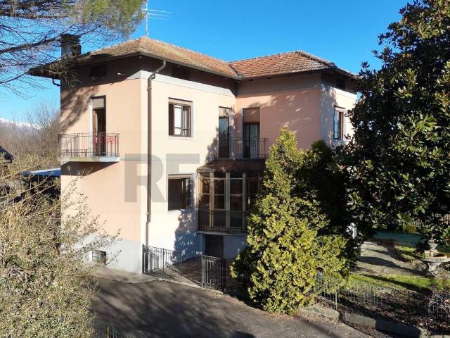 Villa Indipendente in vendita a Piemonte, Biella