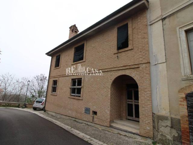 Villa Indipendente in vendita a Massignano, Ascoli Piceno