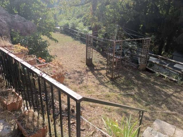 Villa Indipendente in vendita a Massimino, Liguria