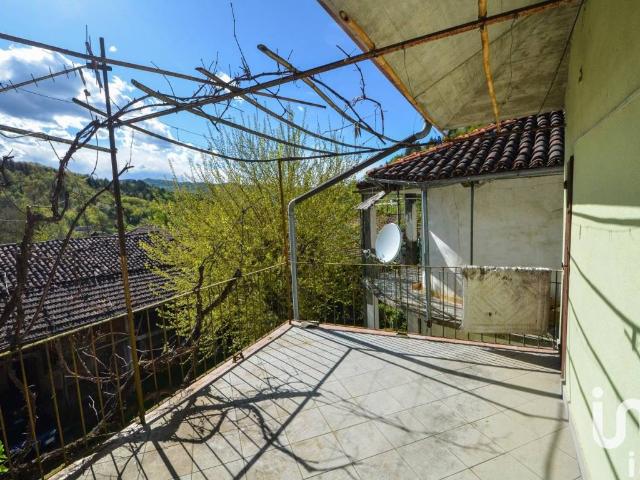 Villa Indipendente in vendita a Massimino, Liguria