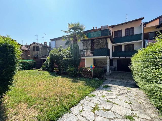 Villa Indipendente in vendita a Monte, Massino Visconti