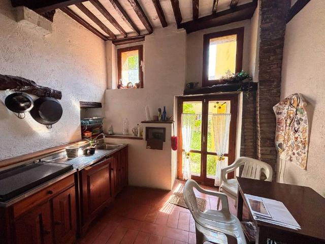 Villa Indipendente in vendita a Marche, Macerata