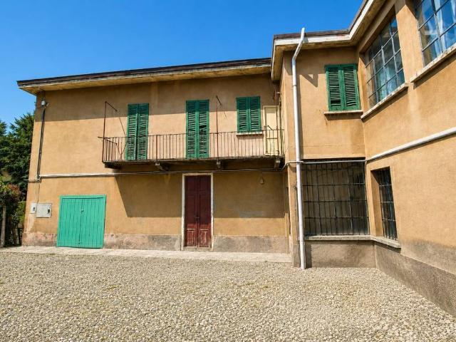 Villa Indipendente in vendita a Meda, Lombardia
