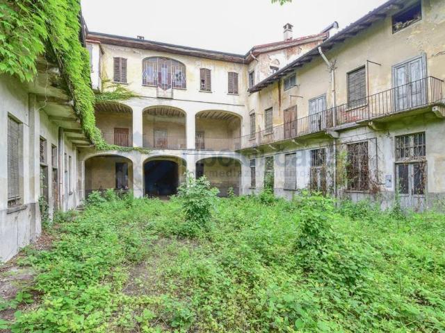 Villa Indipendente in vendita a Meda, Lombardia