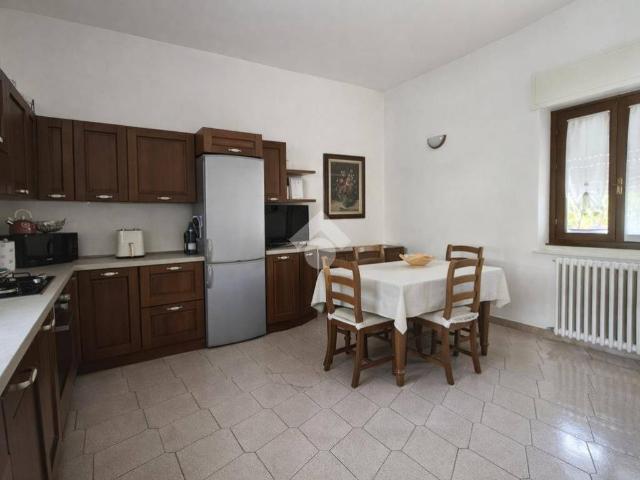 Villa Indipendente in vendita a Meda, Lombardia